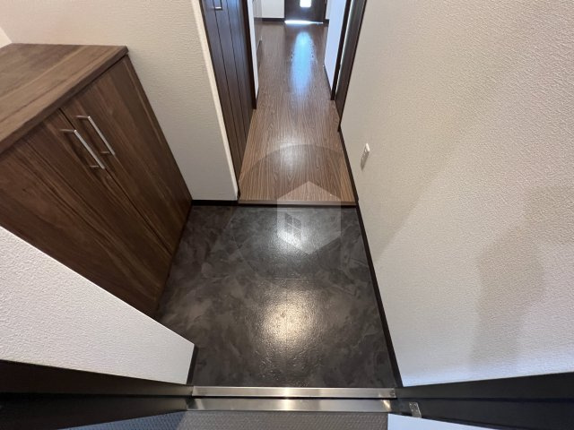 ヴァローレ布施の玄関