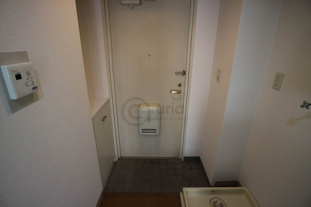 ジュネス深江の玄関