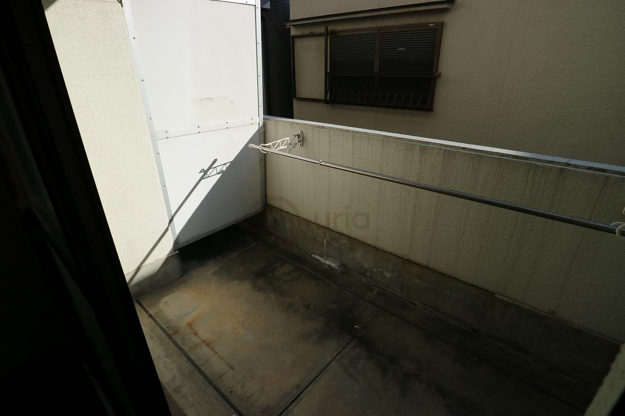 ジュネス深江のバルコニー