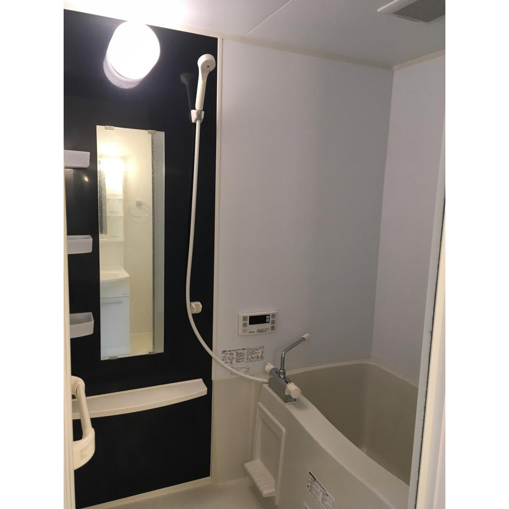 オーベルけやきの浴室