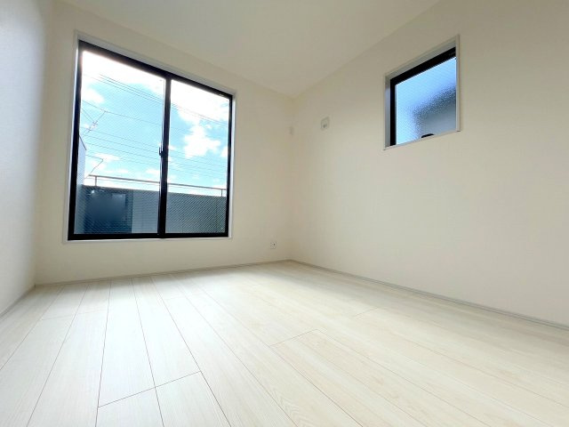 八王子市　大谷町　新築一戸建て　６期の洋室
