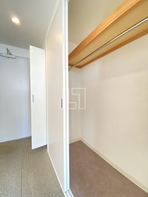 【収納】 | クリスタルブライト本町東 | クリスタルブライト本町東　ウォークインクローゼット