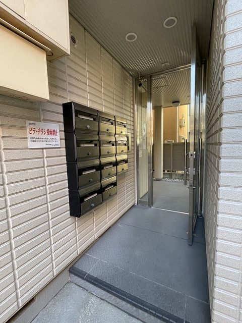 ＳＡＫＵＲＡハイムのエントランス|★オートロック共用玄関★