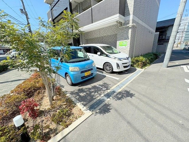 エスリードレジデンス大阪グランノースⅡの駐車場