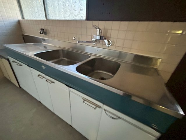 垂水区舞子坂三丁目戸建てのキッチン