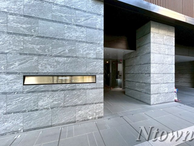 【エントランス】 | プラウドタワー栄 | ゆとりのあるエントランスです