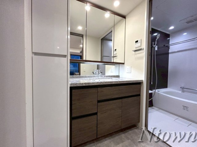 【独立洗面台】 | プラウドタワー栄 | 独立洗面台です