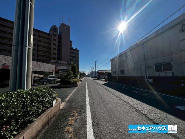 レインボー刈谷の周辺|【周辺】
◆閑静な住宅街となり、前面道路の交通量は少なく車の出し入れもしやすいです♪