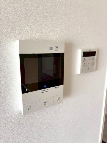 【防犯設備】 | シティパル春日セントレ | TVモニタ付ドアホンで安心・安全にお過ごしいただけます
