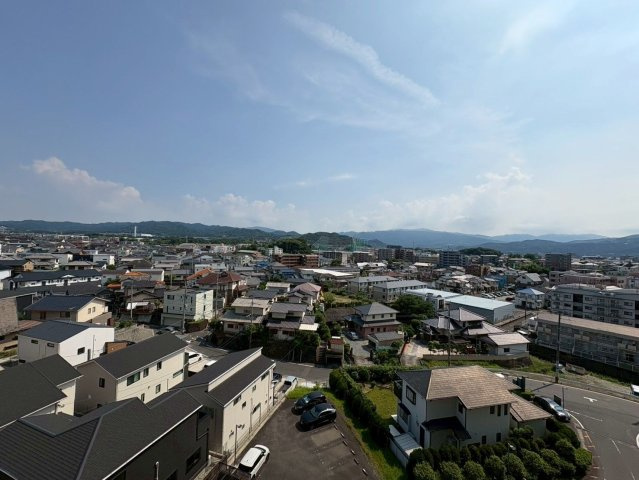 【展望】 | シティパル春日セントレ | バルコニー前面に高いマンションなどがなく開放的な眺望がひろがります