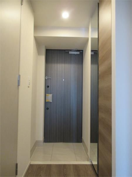 HY's 浅草の玄関