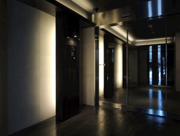 HY's 浅草のロビー