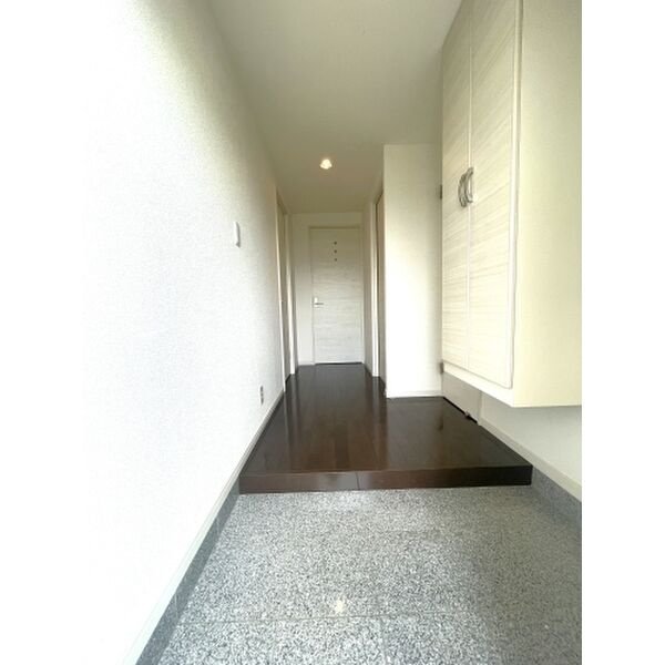 GRADOの玄関|シューズボックス付きの玄関です☆