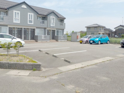 【駐車場】 | ヴァンレーヌ