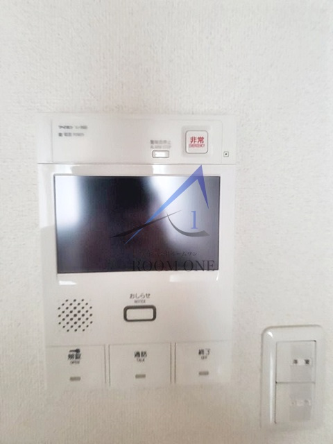 ロイヤルガーデン千鳥町のセキュリティ|モニター付きインターホンです。