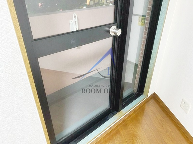 ロイヤルガーデン千鳥町