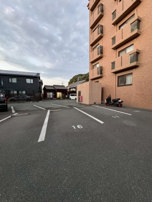 【駐車場】 | リバティ