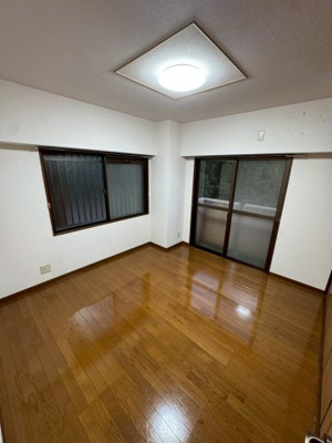 【洋室】 | リバティ