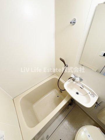 花小金井南ビルの浴室