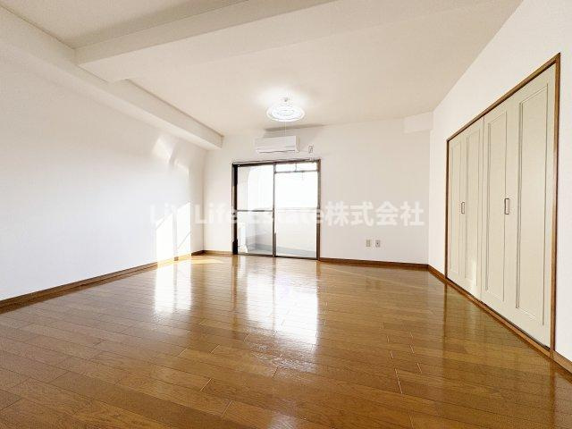 花小金井南ビルの居間・リビング