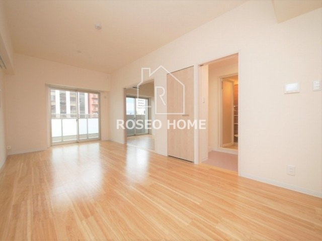 ラヴィベール上町台の居間・リビング|同マンション別部屋：参考写真