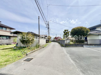 【前面道路含む現地写真】 | 裾野市水窪 新築一戸建て 1号棟 | 前面道路含む現地写真です