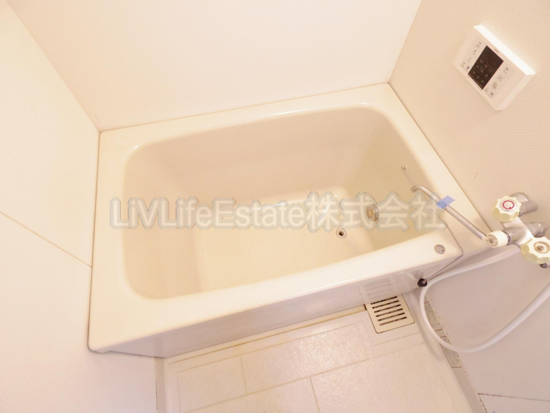 東村山市富士見町４丁目のアパートの浴室
