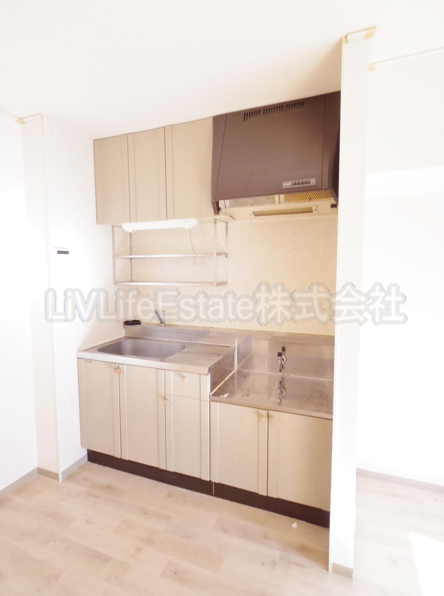 東村山市富士見町４丁目のアパートのキッチン