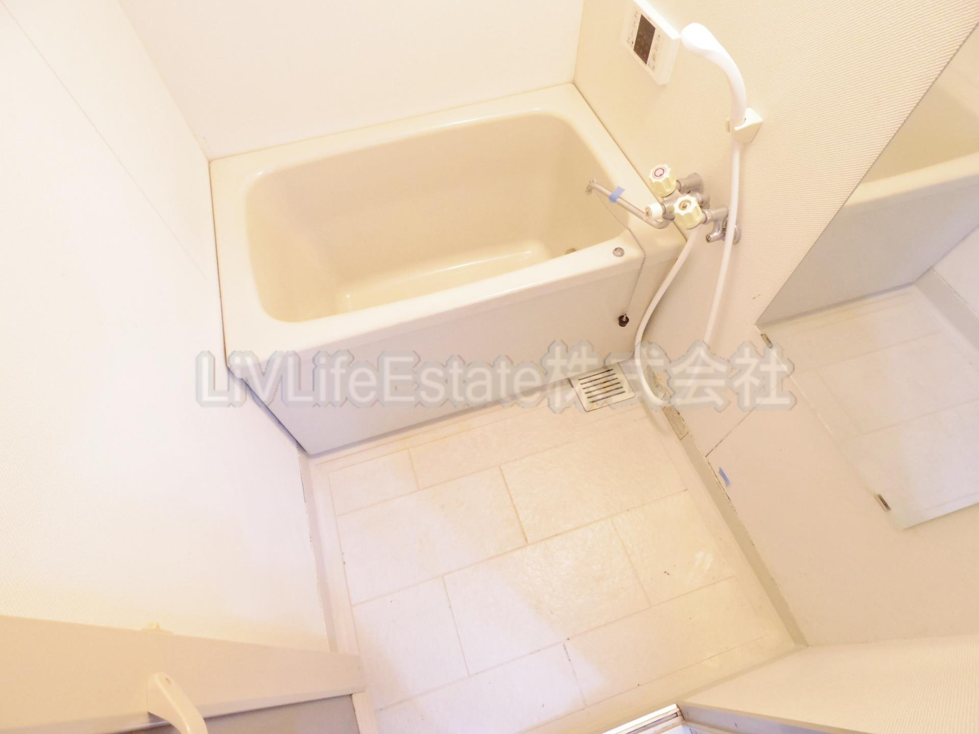 東村山市富士見町４丁目のアパートの浴室