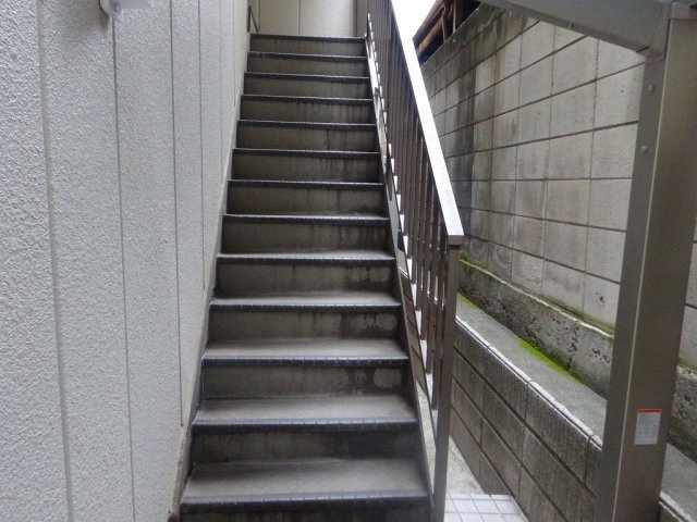 フジビルのエントランス