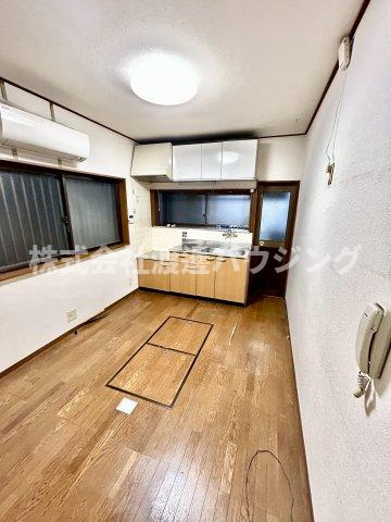 豊中市浜テラスハウスの居間・リビング