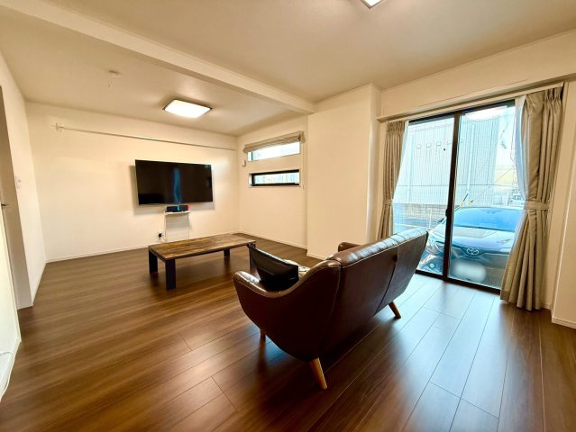 日進市米野木台2丁目戸建の居間・リビング|LDK約24.5帖