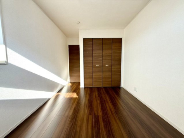 日進市米野木台2丁目戸建の洋室|洋室約6.5帖