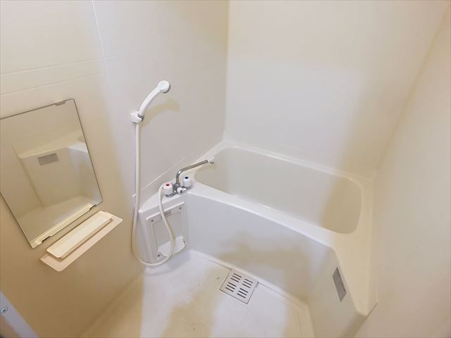 RUSSIE博多駅南の浴室