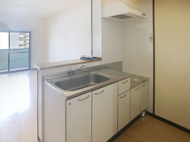 RUSSIE博多駅南のキッチン