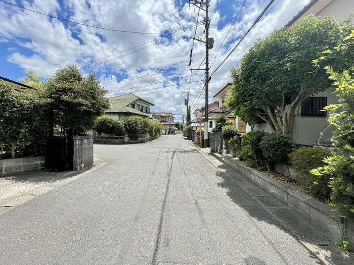 小郡市寺福童　売り土地の前面道路含む現地写真|前面道路含む現地写真です