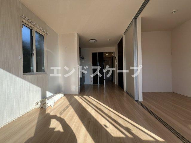 ヴィアーレの居間・リビング|高崎、前橋のお部屋探しはエンドスケープまで！お客様の理想お聞かせ下さい♪