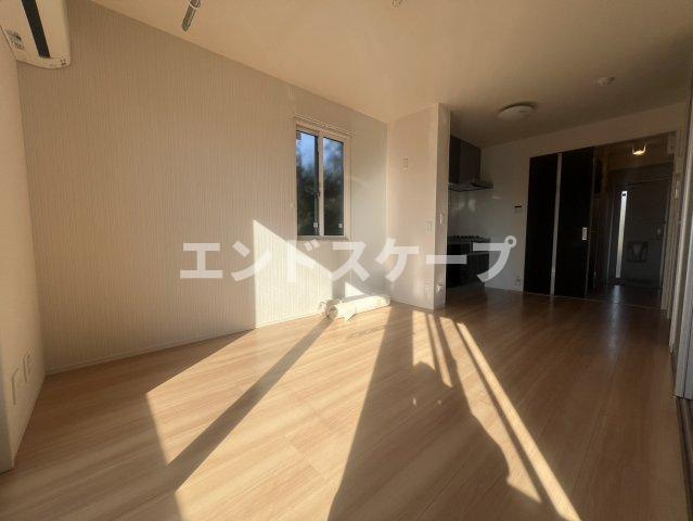 ヴィアーレの居間・リビング|高崎、前橋のお部屋探しはエンドスケープまで！お客様の理想お聞かせ下さい♪