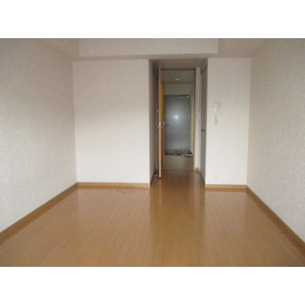 レシェンテヴィラ東福岡の居間・リビング