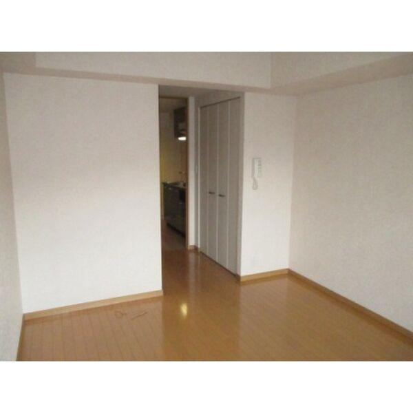 レシェンテヴィラ東福岡の居間・リビング