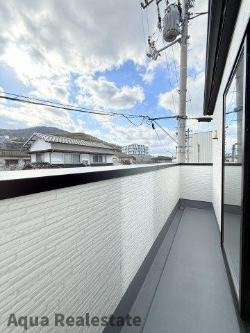 高松市西町　新築戸建のバルコニー|お洗濯にも便利なバルコニー付き