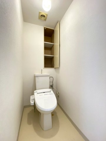 ロピア伏古公園Ⅱのトイレ|必須の温水洗浄付き便座◎