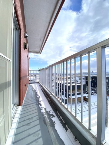 ロピア伏古公園Ⅱのバルコニー|南西側のバルコニー！