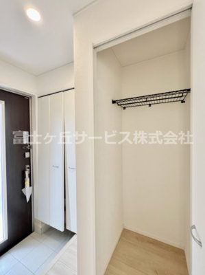 【収納】 | 沼津市北高島町 新築一戸建て | たっぷりとした収納スペースです