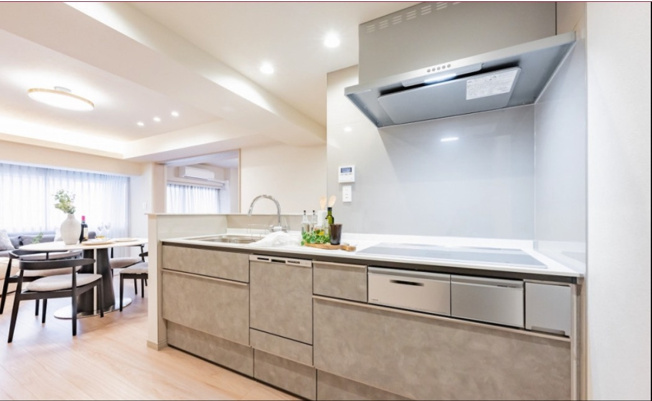 【キッチン】 | ★仲介手数料無料★マートルコート麹町（市ヶ谷駅近で、大変利便性の高い立地の大型ファミリーレジデンス）