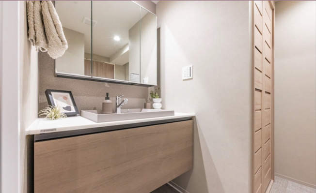 【独立洗面台】 | ★仲介手数料無料★マートルコート麹町（市ヶ谷駅近で、大変利便性の高い立地の大型ファミリーレジデンス）