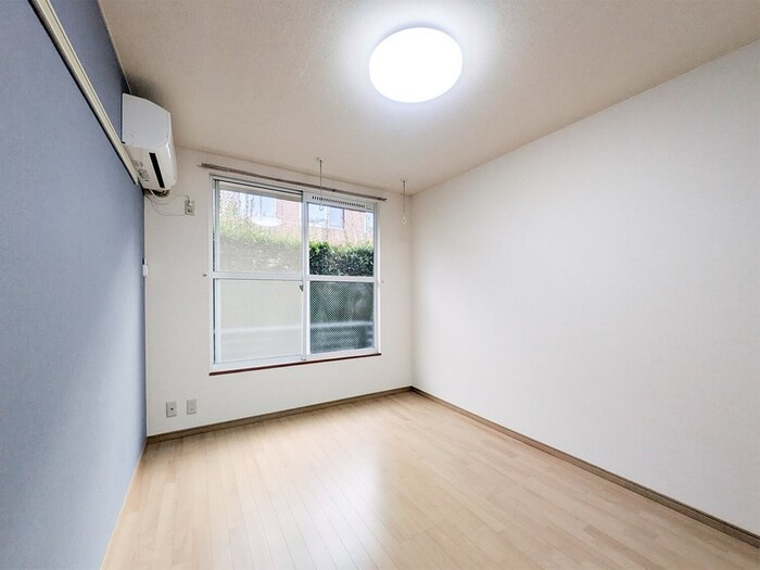 第ⅢＡＩコーポの洋室