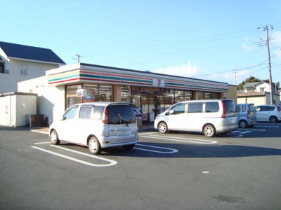 【周辺】 | シュトラール | セブンイレブン裾野二ツ屋店まで814ｍ