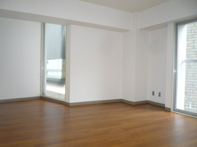 ★事務所利用可★登記相談可★先行予約受付中★