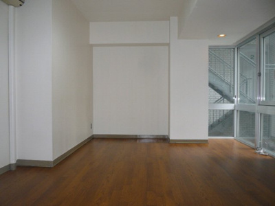 ★事務所利用可★登記相談可★先行予約受付中★